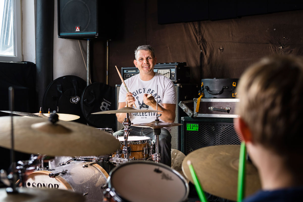 Benno Schlachter - Schlagzeugunterricht für Kinder in Hamburg - Drum Teacher for Children
